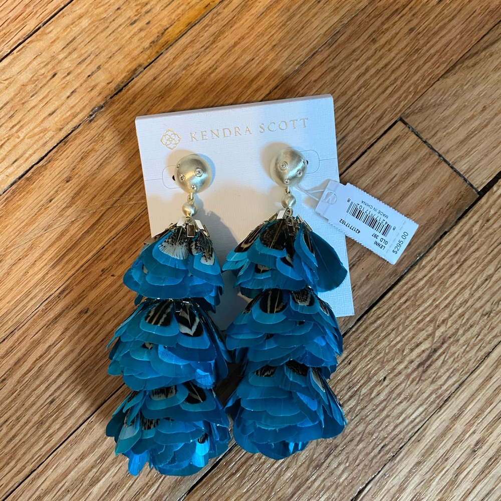 Kendra Scott NWT Lenni earrings